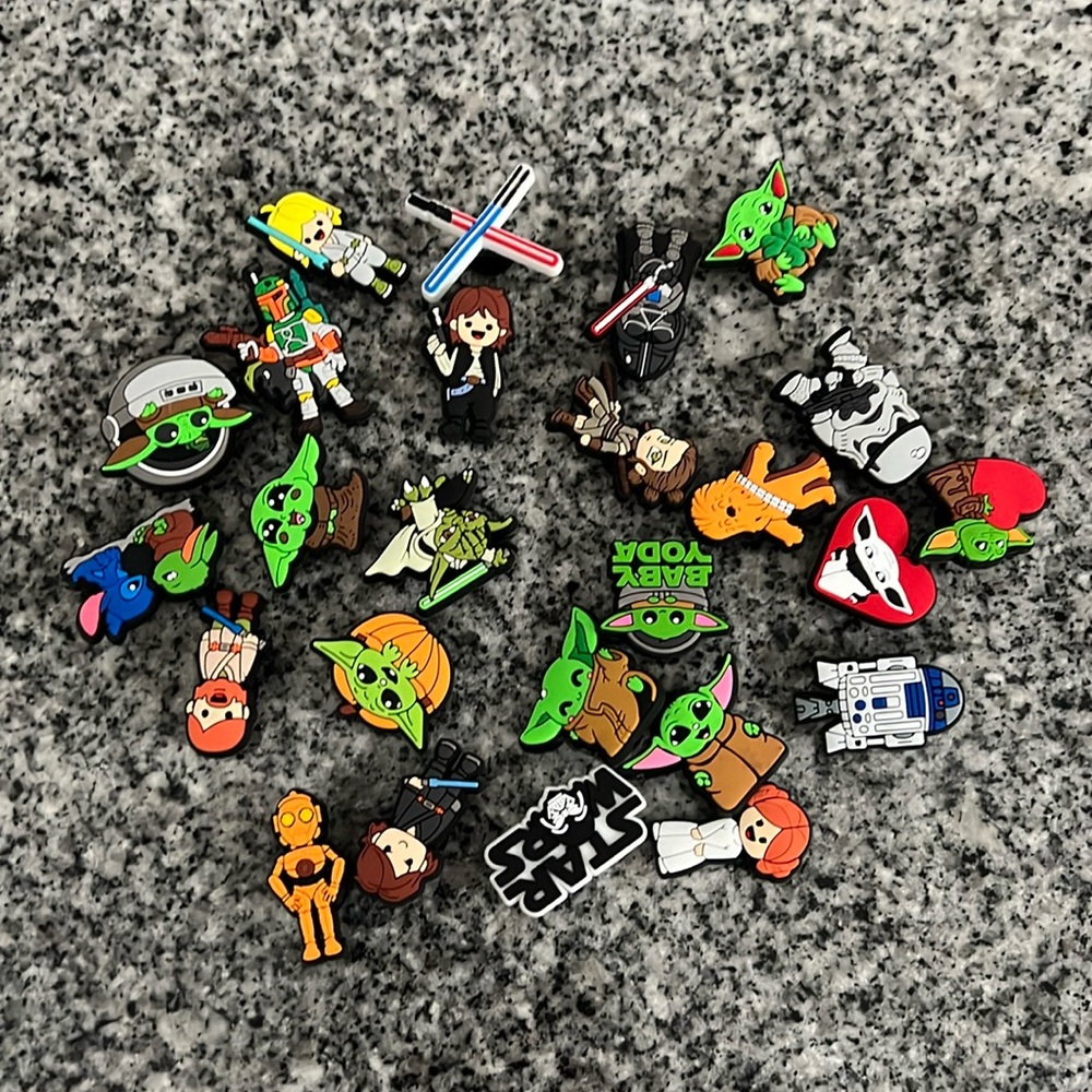 NWOT… 25 piece Star Wars Croc Charms